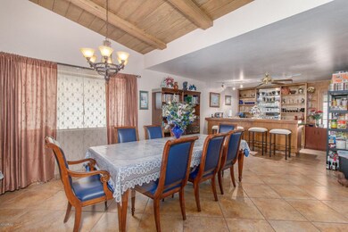 3) FORMAL DINING