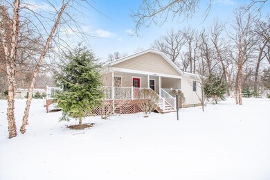 16088 Cardinal Ln, Union Pier, MI 49129 - photo 3