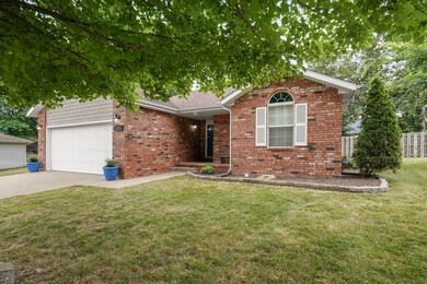 651 S Bridgewood Cir-3