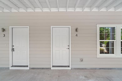 23-web-or-mls-108-don-bishop-rd-bldg-6-u