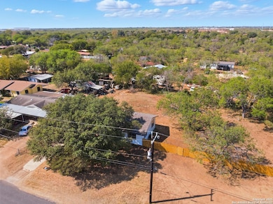 7635 Dove Dr, San Antonio, TX 78223 - photo 5