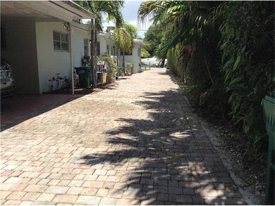 Parking Lot/Garage