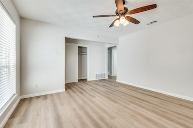 222 Merribrook Trail, Duncanville, TX 75116 - photo 6