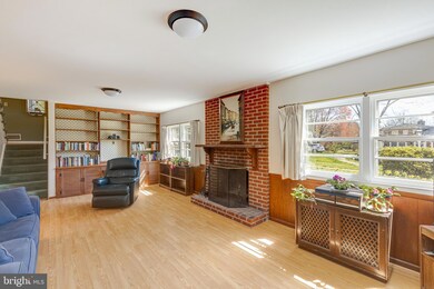 604 Longview Ct NE, Vienna, VA 22180 - photo 7