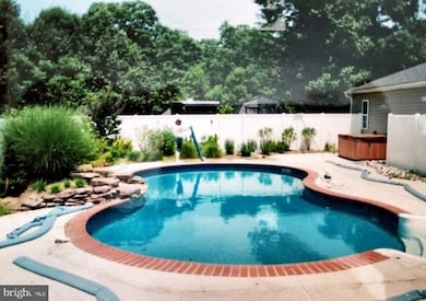 3700 Elsa Ave, Waldorf, MD 20603 - photo 2