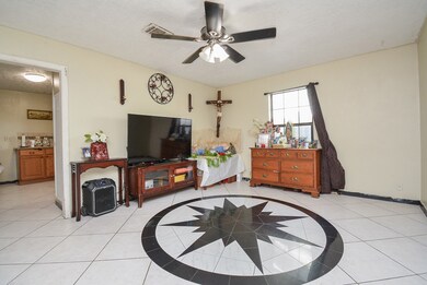 4803 Robertson St, Houston, TX 77009 - photo 7