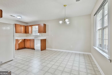 120 Creekside Dr, Grantville, GA 30220 - photo 6