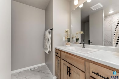 430 N Summit Ave, Tea, SD 57064 - photo 7