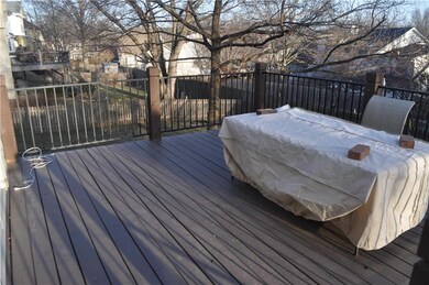 8545 Oakview Dr, Lenexa, KS 66215 - photo 5