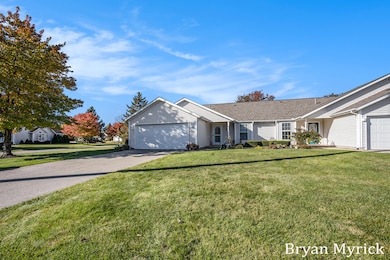 2933 Willow View Way unit 21, Holland, MI 49424 - photo 3