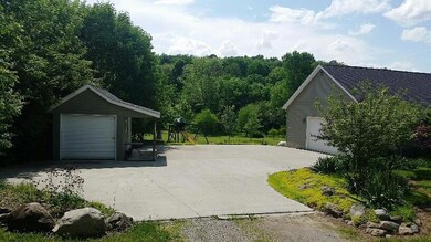 8574 Somerset Rd, Thornville, OH 43076 - photo 3