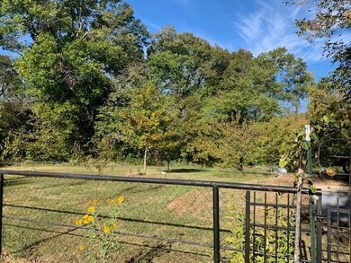 1011 W Shepherd Dr, Sherman, TX 75092 - photo 3