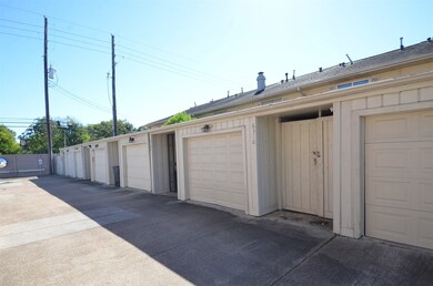 6310 Chevy Chase Dr unit 5, Houston, TX 77057 - photo 7