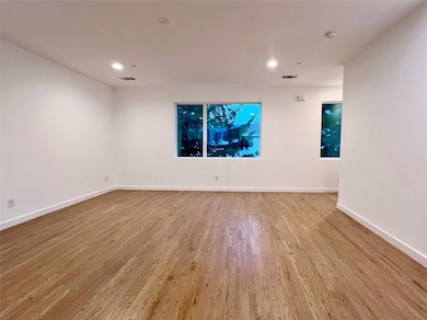 1430 Grigsby Ave unit 102, Dallas, TX 75204 - photo 4