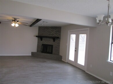 3204 S Chestnut Ave, Broken Arrow, OK 74012 - photo 6