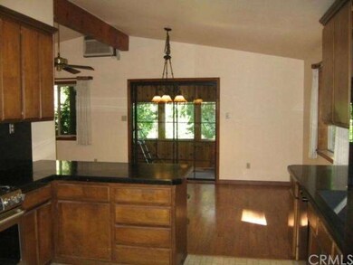 Dinig area off of Kitchen