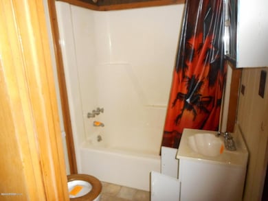 120 Primrose Ln, Milford, PA 18337 - photo 2