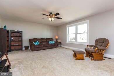 423 Taney Dr, Taneytown, MD 21787 - photo 6