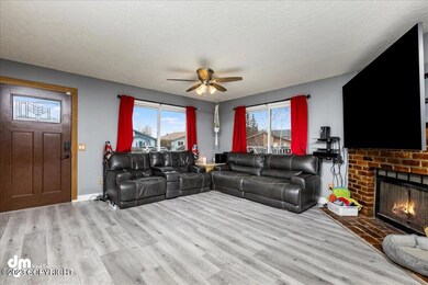 05-Living Room-DW-2403-Edit