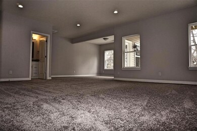 9749 Thorne Cliff Way unit 100, Fishers, IN 46037 - photo 5