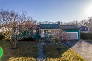 22 Swanson Dr, South Dartmouth, MA 02748 - photo 2