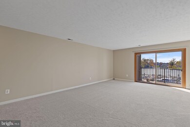 546 Riviera Dr unit B, Joppa, MD 21085 - photo 4