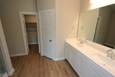 1217 Cavalry Junction Dr, Alvin, TX 77511 - photo 5