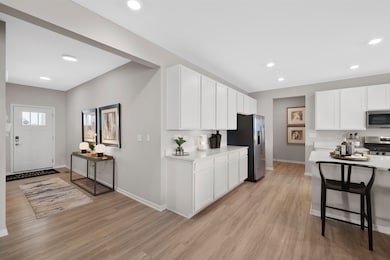 1506 Kinwood Rd, South Elgin, IL 60177 - photo 6