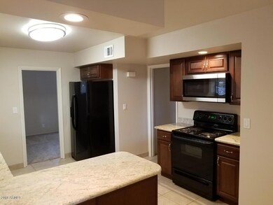 615 E Solana Dr, Tempe, AZ 85281 - photo 7