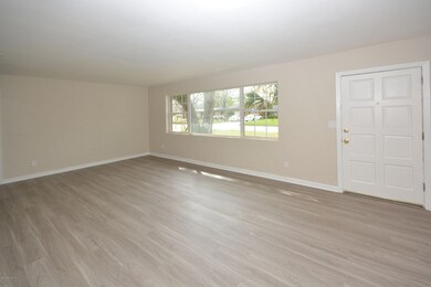 2227 Saul Dr, Jacksonville, FL 32216 - photo 5