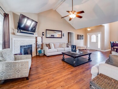 199 Bobwhite Dr, Lufkin, TX 75904 - photo 5