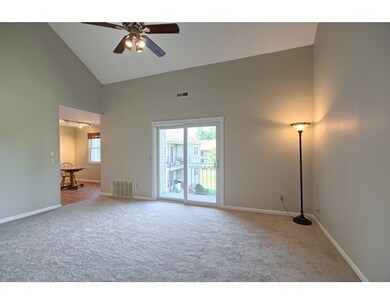 64 Tennis Plaza Rd unit 20, Dracut, MA 01826 - photo 4