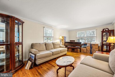 2002 Evergreen Dr, Perkasie, PA 18944 - photo 7