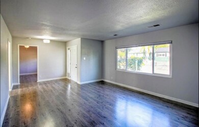 1014 3rd St, Redding, CA 96002 - photo 3