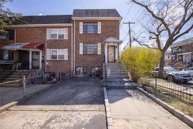 1774 Pitman Ave, Bronx, NY 10466 - photo 3