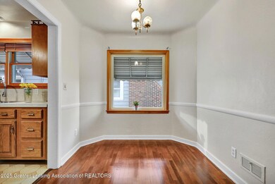 2009 Drexel Rd, Lansing, MI 48915 - photo 4