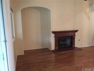 Beautiful fireplace with gas starter and interesti
