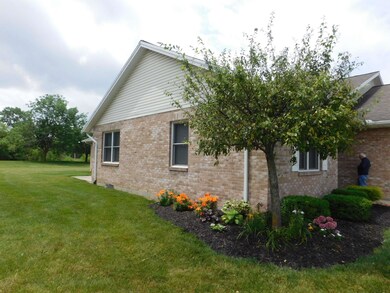 109 E Charter Dr, Muncie, IN 47303 - photo 7