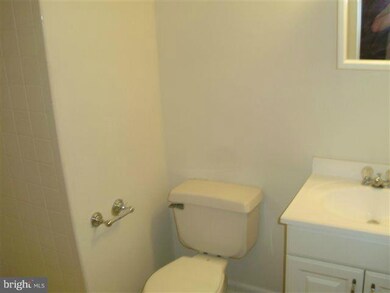 535 Georgetowne Ct, Stephens City, VA 22655 - photo 5