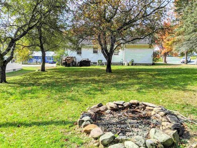 304 Gilman Ave, Saint Johnsbury, VT 05819 - photo 5