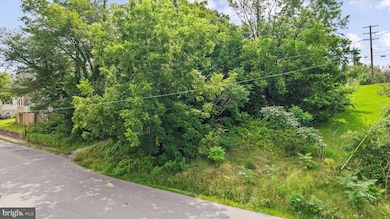 1616 W Poplar Terrace, York, PA 17404 - photo 3