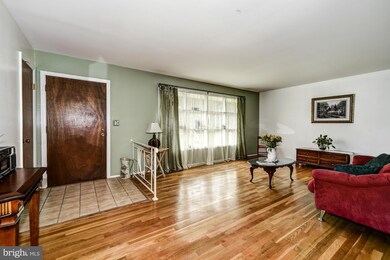 5 Chapel View Ct, Silver Spring, MD 20904 - photo 5