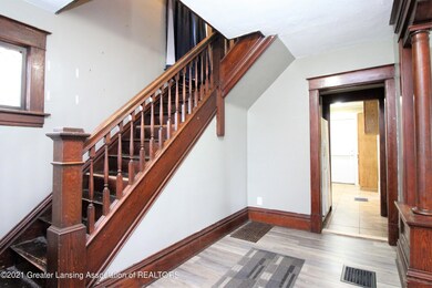 1114 W Ottawa St, Lansing, MI 48915 - photo 5