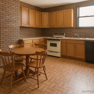 145 Tyler St unit Lower, Buffalo, NY 14214 - photo 2