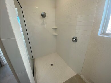 18050 Brennie Bird Ln, Grangerland, TX 77302 - photo 6