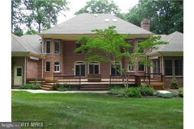 22 Springhill Farm Ct, Cockeysville, MD 21030 - photo 2