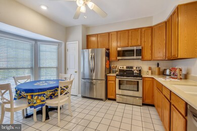 2017 Madrillon Springs Ct, Vienna, VA 22182 - photo 5