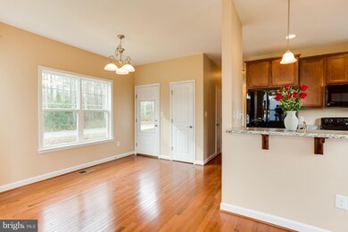 121 Nicholson Dr, Colonial Beach, VA 22443 - photo 7