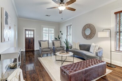 401 Aurora St, Houston, TX 77008 - photo 7