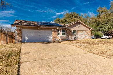 917 Charleston Ct, Bedford, TX 76022 - photo 7